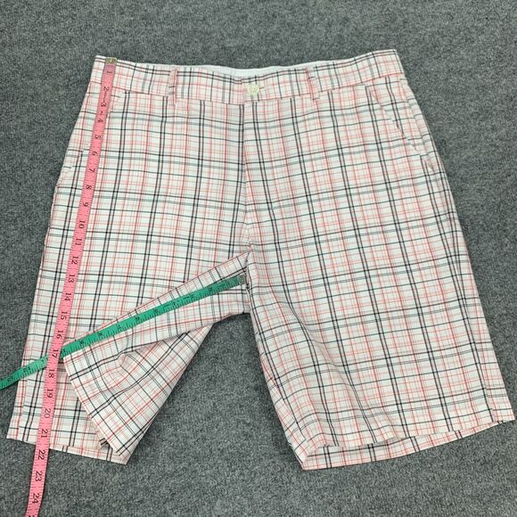 Greg Norman Golf Short Mens 34 White Plaid Flat Front Cotton Blend Travel Chino - Picture 8 of 10